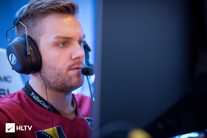 发生了什么！VIT完全失去了状态，被 T1 击败；！ T1 1-1 VIT